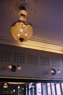 Loeka Horsman fotografie fotograaf Noord-Holland portretfotograaf professional portrait portret portretfotografie kunst art fashion editorial alternative photography hotel 